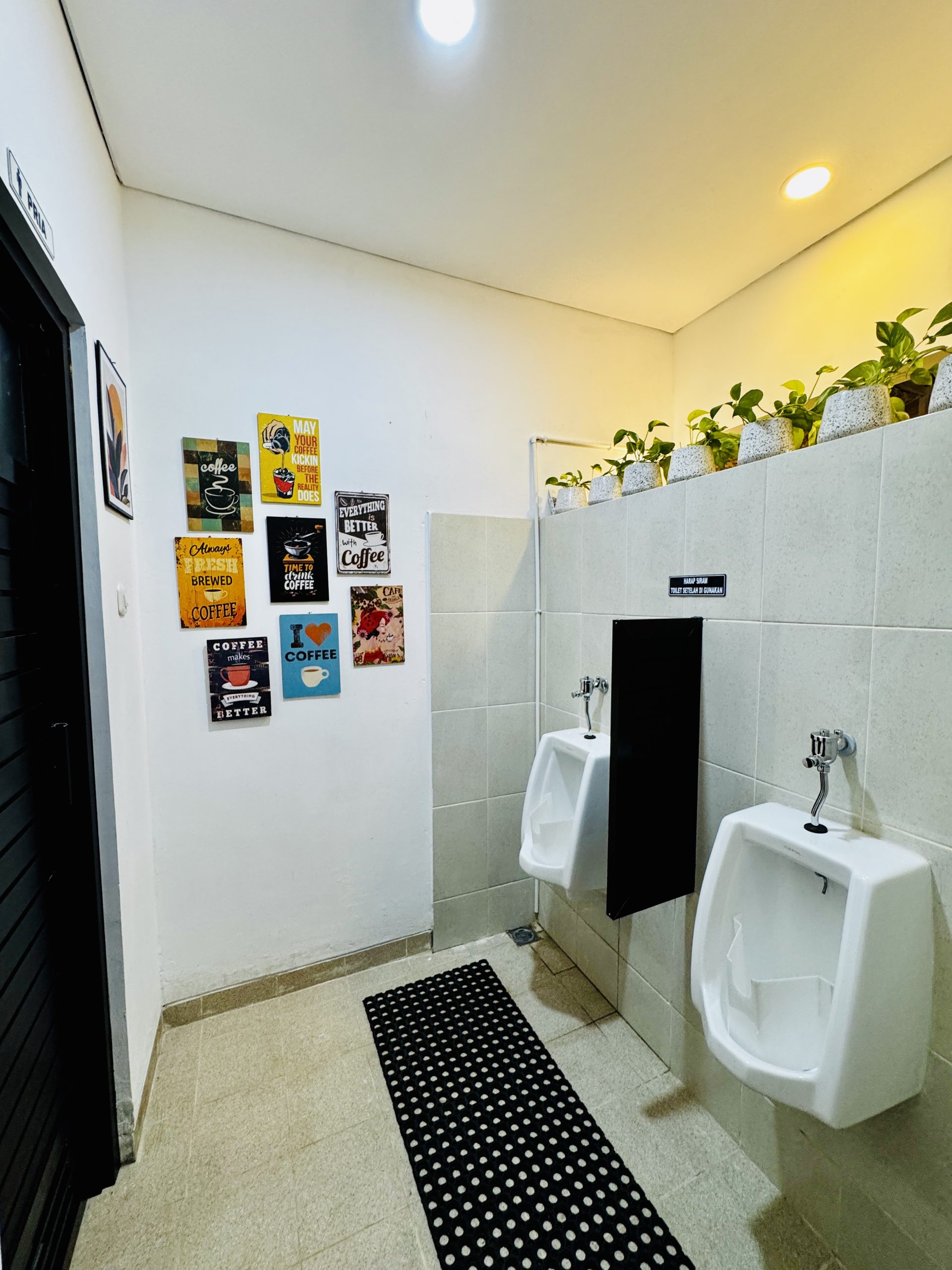 Kopi Pasir Bengawan Toilet Area 01